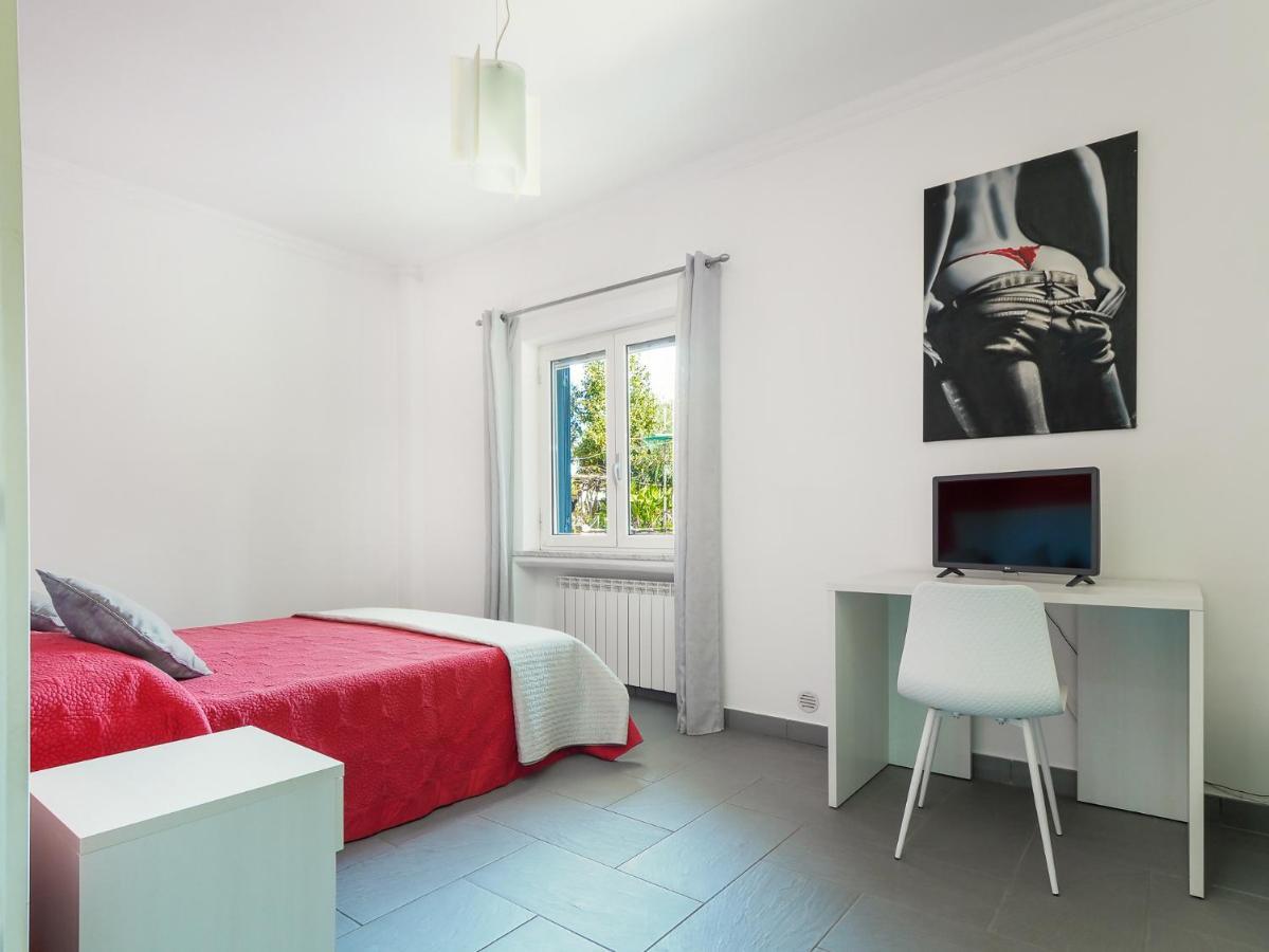 La Dolce Vita Relax - Cozy Apt In Sorrento Leilighet Eksteriør bilde